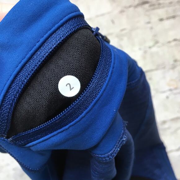 Lululemon Run: For Your Life Crop in Wee Are From Space Limitless Blue Black - Picture 7 of 7